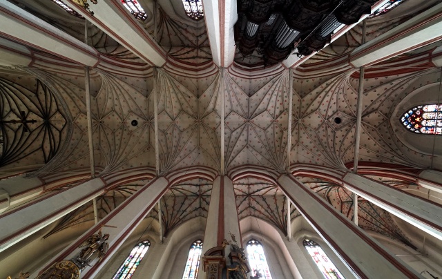 The vaulting of the body of the church