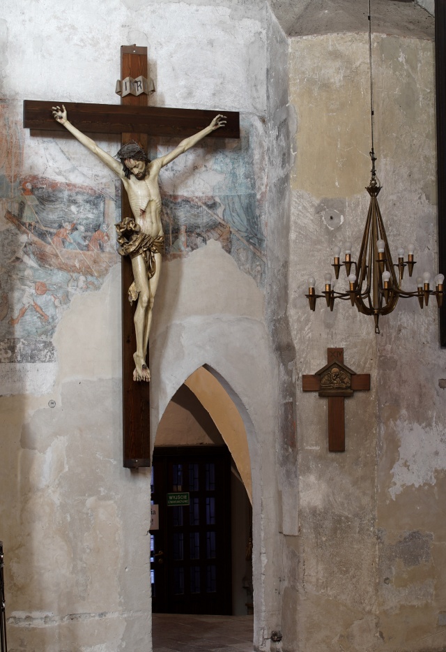 Crucifix on the north wall of the nave